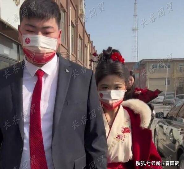 墨之文儿子墨小伟低调迎娶陈萌，婚礼现场独家曝光，仅邀请曲系亲属参与