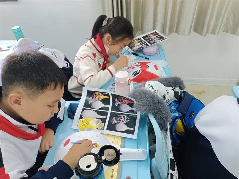 青岛同安路小学组织”劳动教育“开学第一课 (图9)