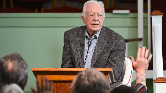 98岁美国"最长寿前总统"吉米·卡特将接受临终关怀_拜登_进行_年内