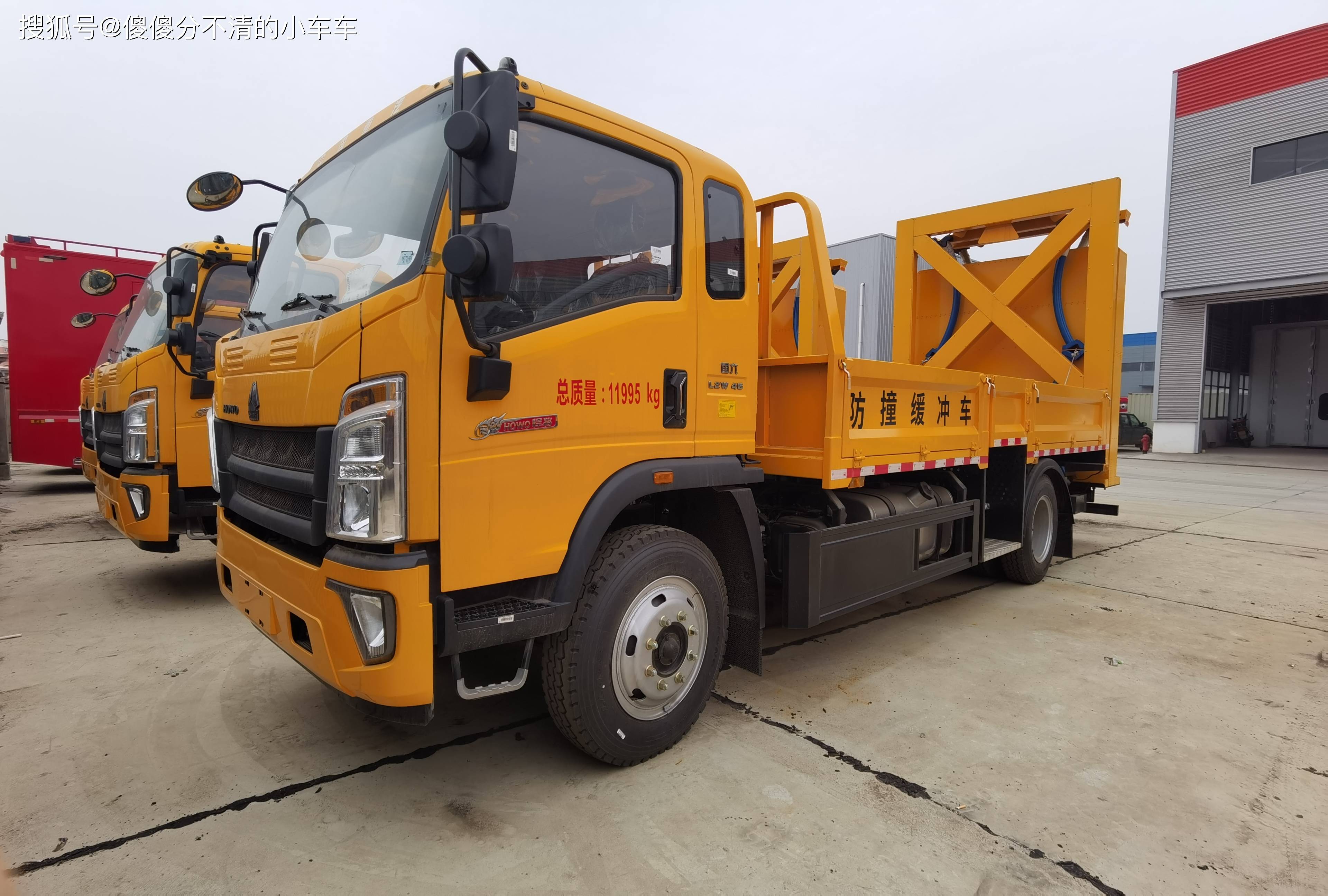 公路施工保障:江铃高速缓冲车,公路防撞养护车,防撞缓冲车在福建的