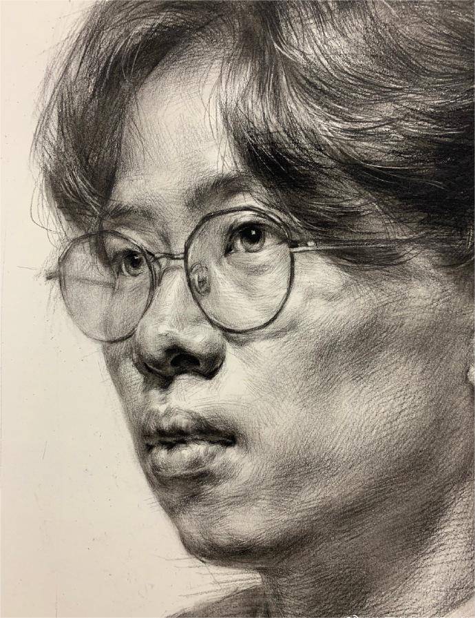 九方艺考 | 3/4面戴眼镜男青年素描步骤示范_五官_关系_进行