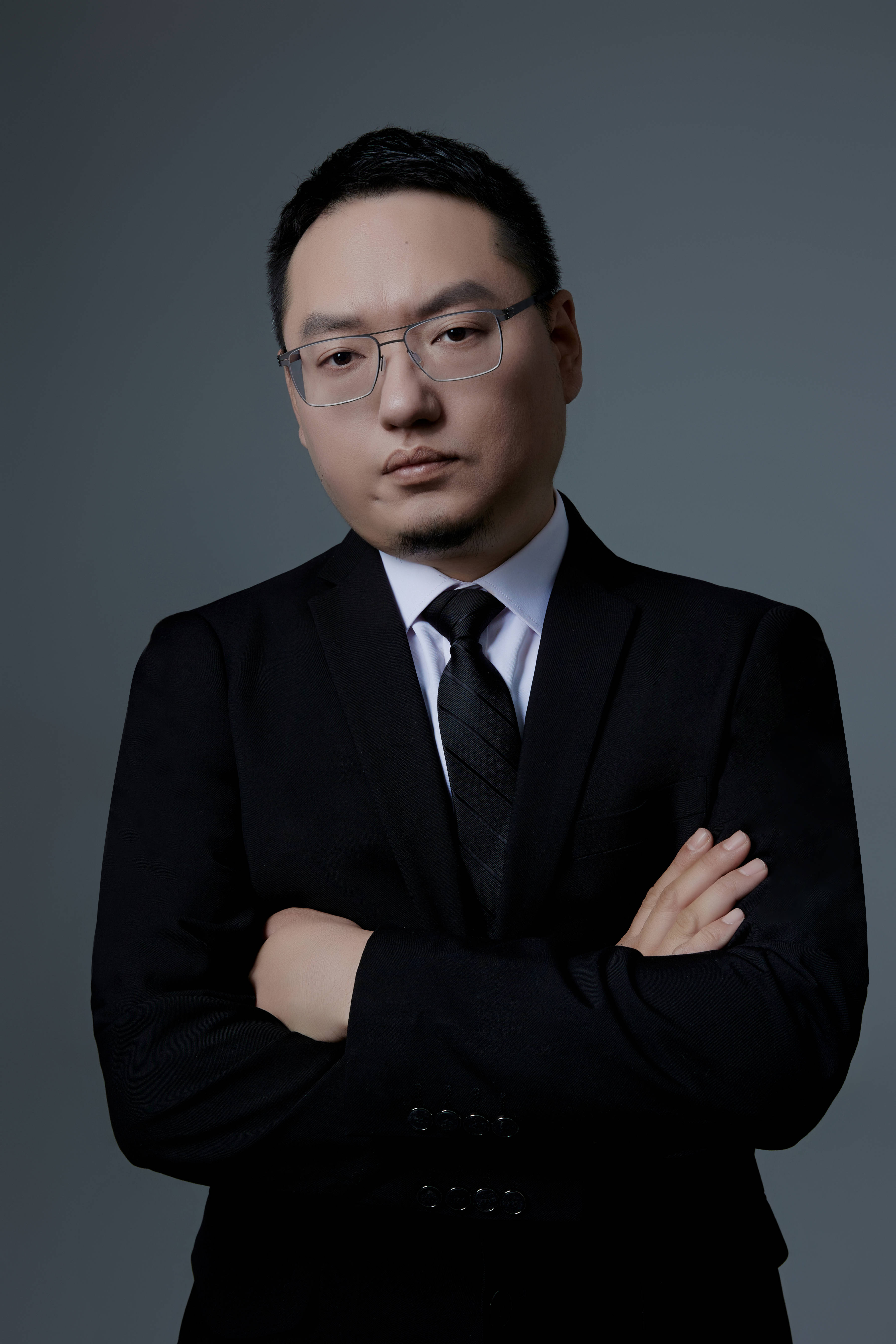 时尚珠宝设计师崔鑫 浅谈珠宝与沉香_钻石_料子_玉石