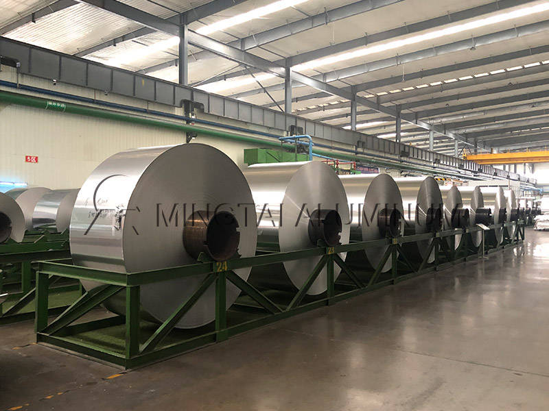 3004铝卷属于al-mn合金的一个系列,强度比3003铝板