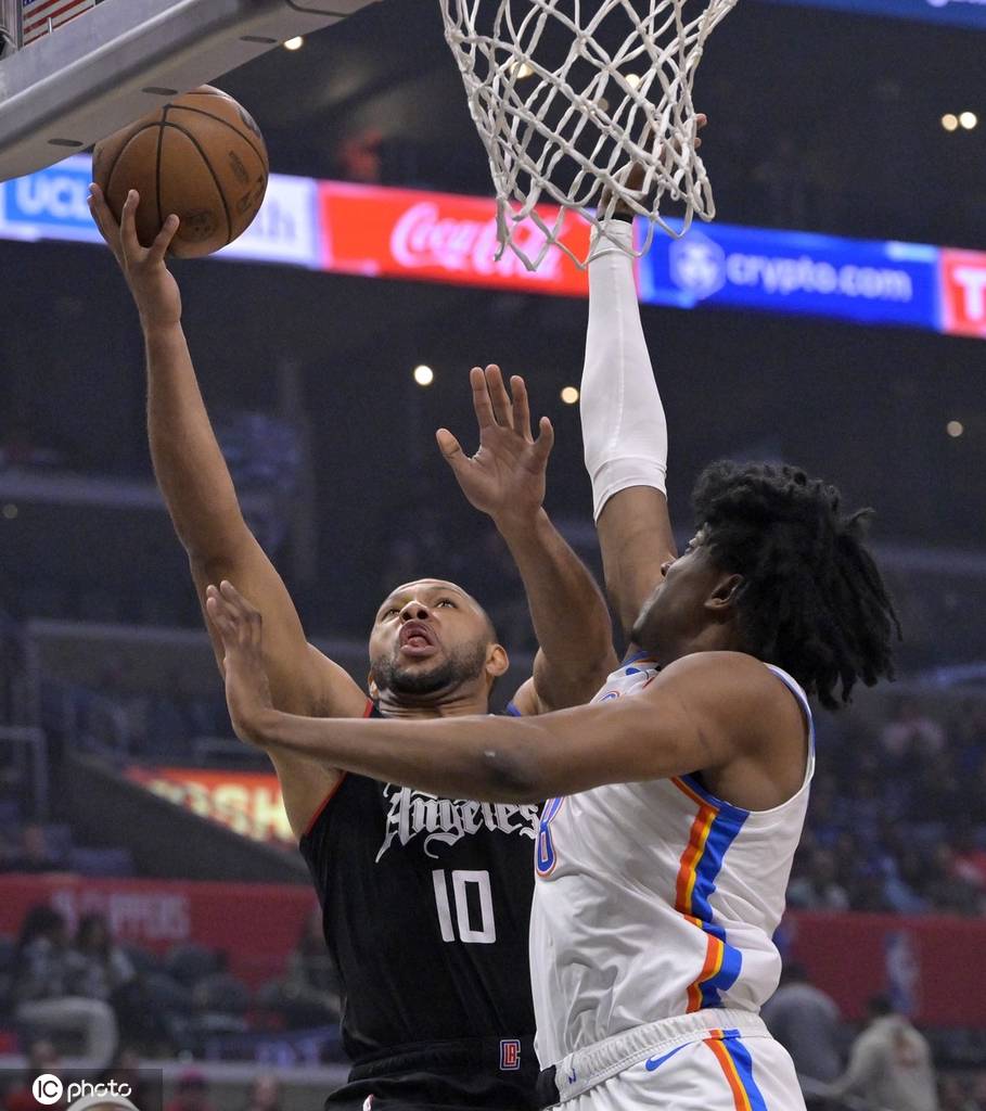 雷霆出击势不可挡