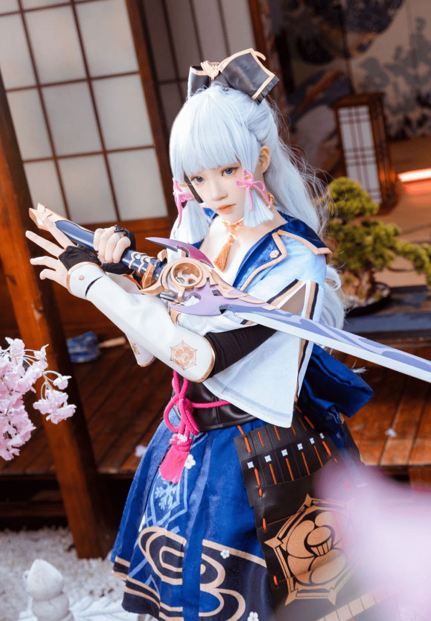 桜桃喵原神cos~神裡綾華 cosplay寫真美圖作品賞析_美女_粉色_頭髮