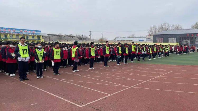 威县第三中学召开"优秀学生表彰大会"_家长_孩子_进步