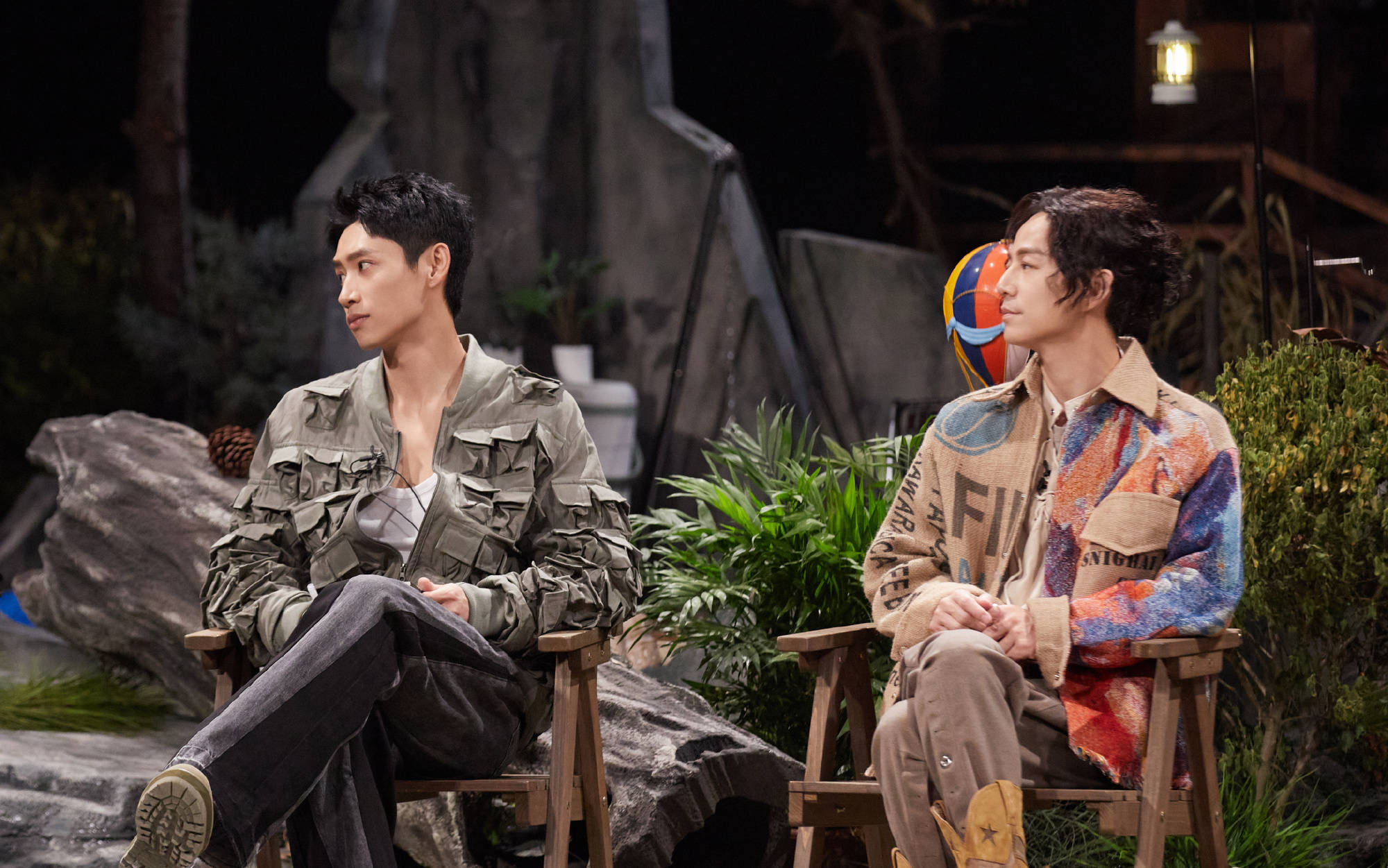 《大侦探8》张若昀开场表演五毛钱口技 大张伟吴昕拌嘴好欢乐_魏晨