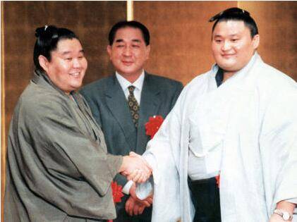 充满争议的传奇大横纲,日本相扑最后的颜面,终成为相扑罪人_贵乃花