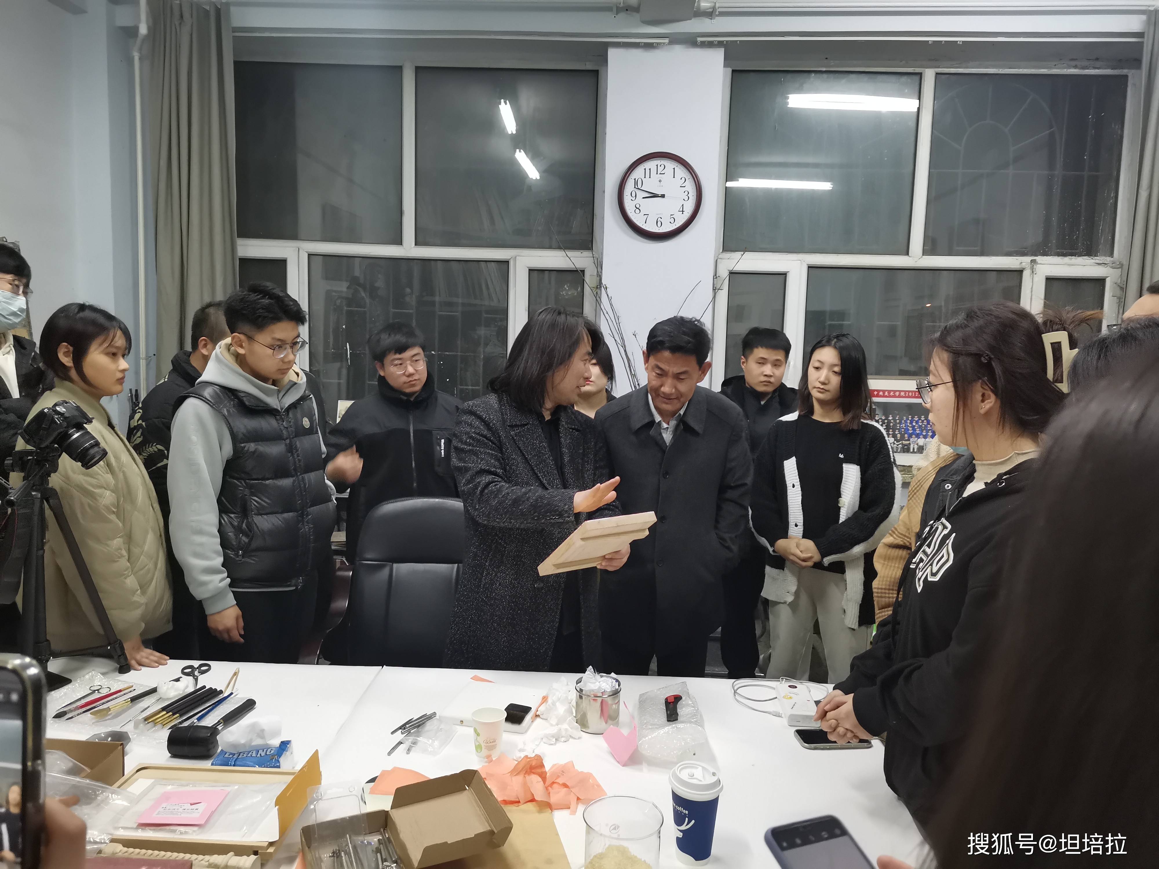 西方绘画丹培拉画家李玉华老师应邀到长春师范大学美术学院讲座圆满