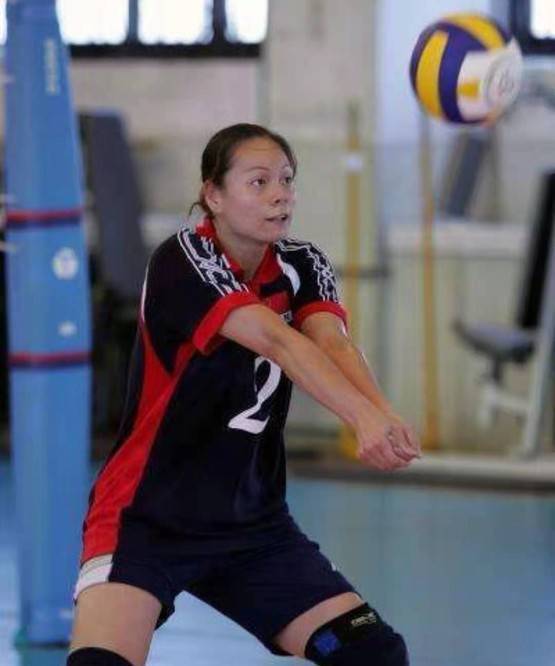 曾经盛开的花朵——回忆告别赛场的女排黄金一代队员之八_张娜_防守