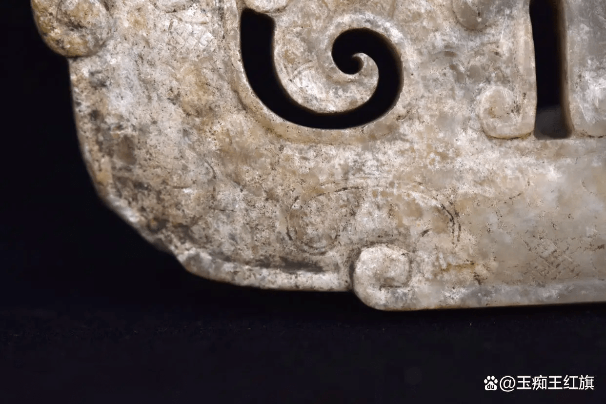 战国双龙佩_钙化_包浆_玉佩