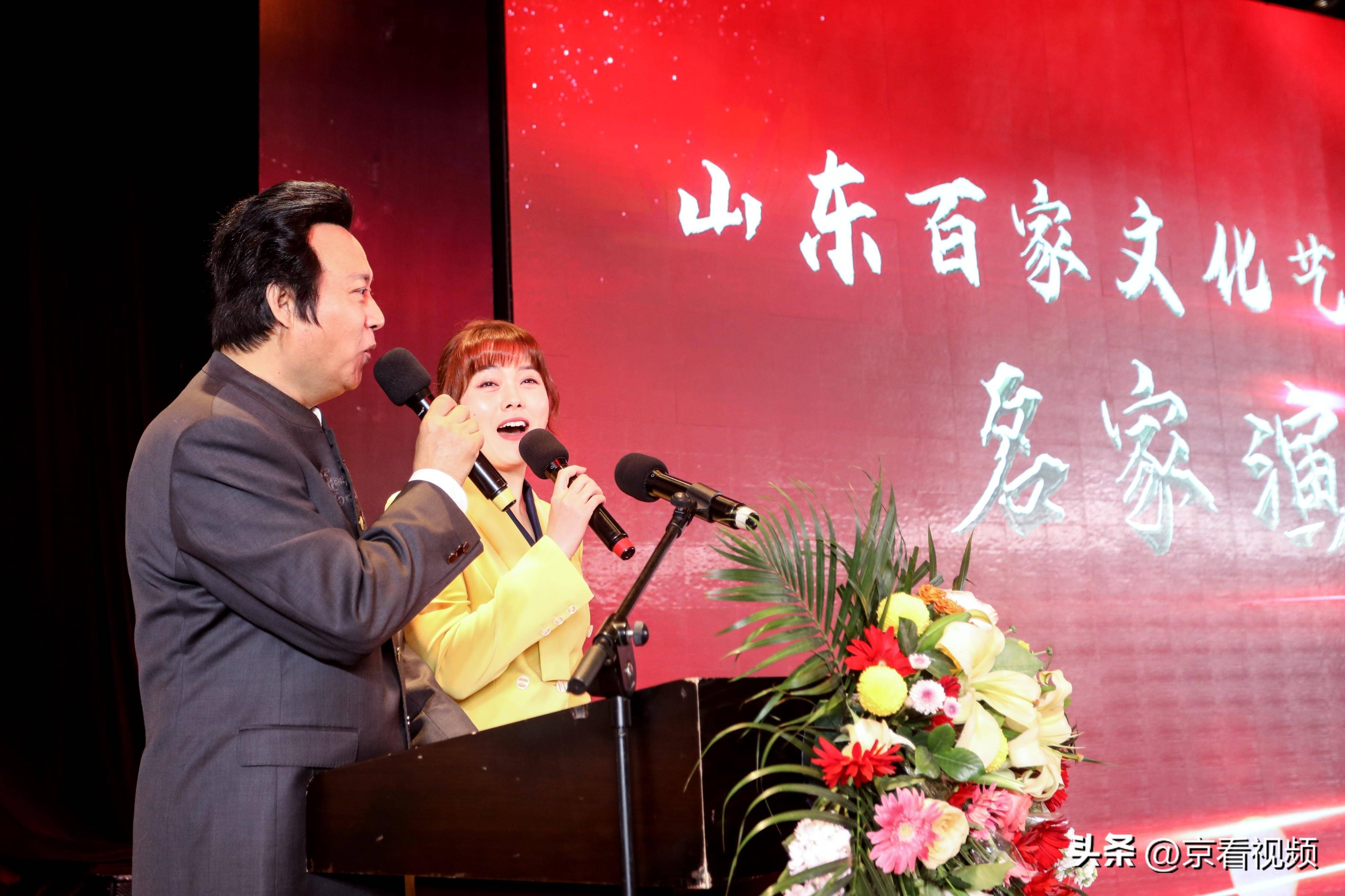 翰墨颂華章，丹青绘盛世 谱写文化家园百花绽放的精彩华章