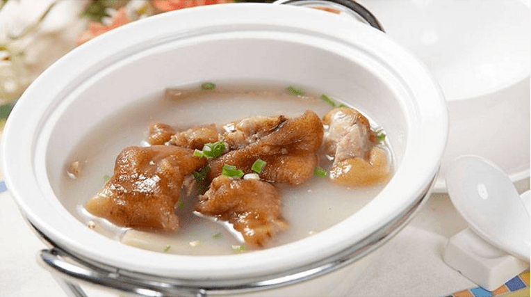 如何科学安排月子餐？30天食谱双手奉上！（月子里怎么做月子餐）