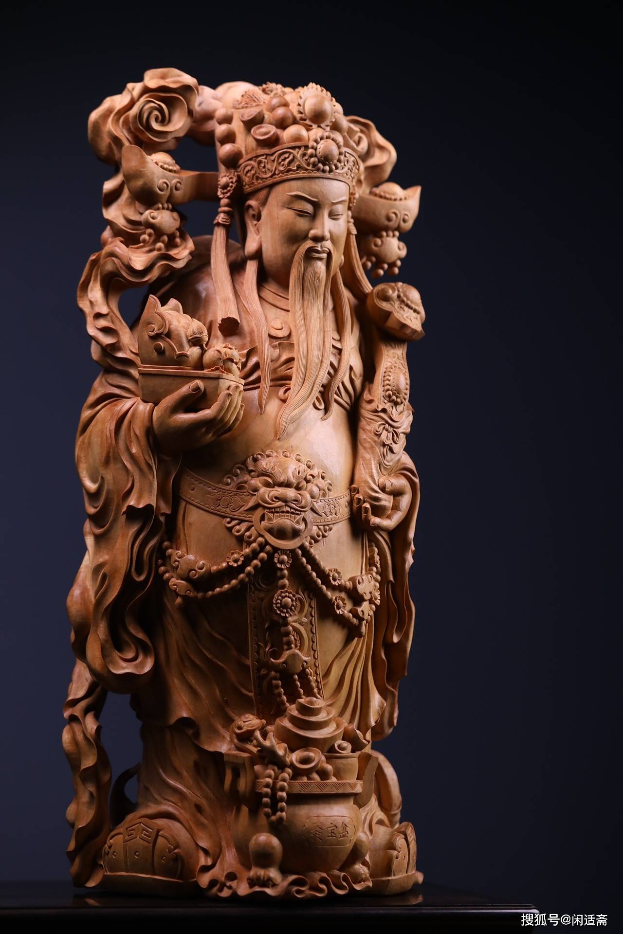 招财进宝,老山檀香木雕,文财神立像_范蠡_雕刻_民间