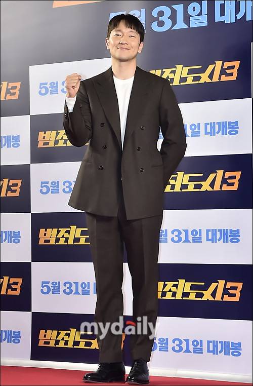 河智苑白智英Tiffany等出席《犯罪都市3》VIP首映-搜狐大视野-搜狐新闻