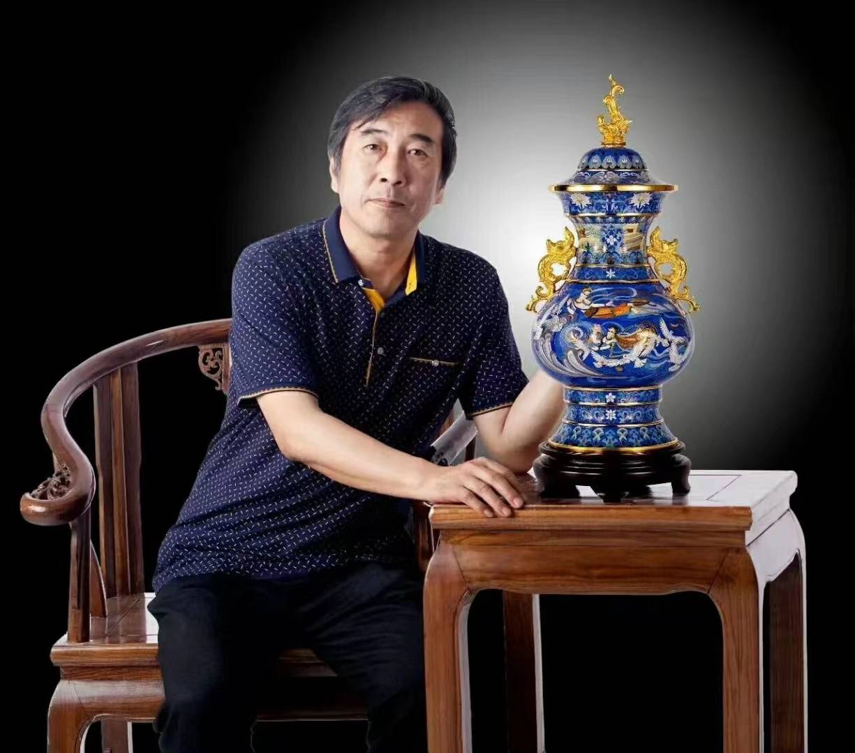 张向东大师精心创作传世佳作景泰蓝《友谊尊》_非遗_净高_国家