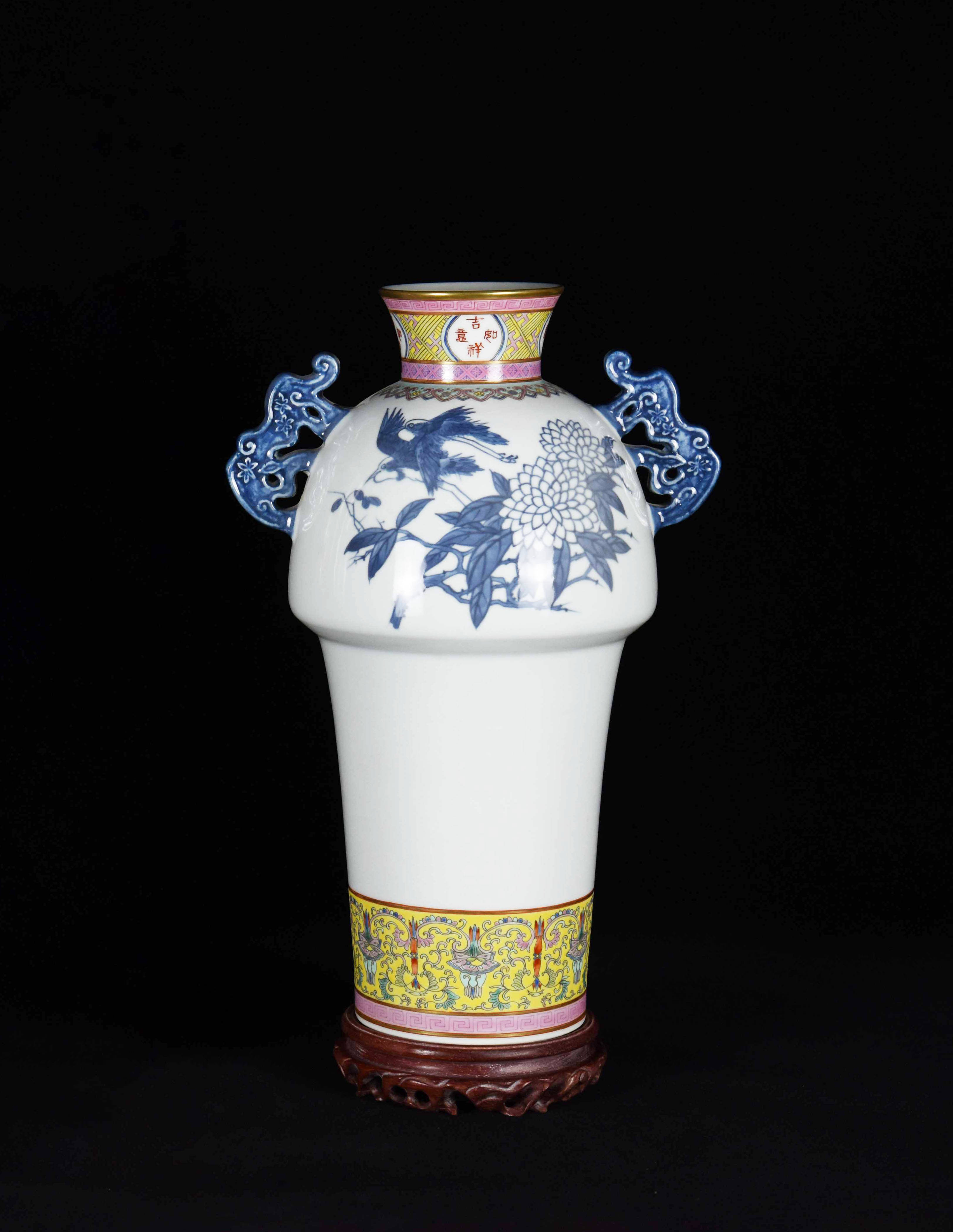 湖北诚信2023春拍丨精品推介——景德镇千年华诞吉祥瓶_陶瓷_艺术品