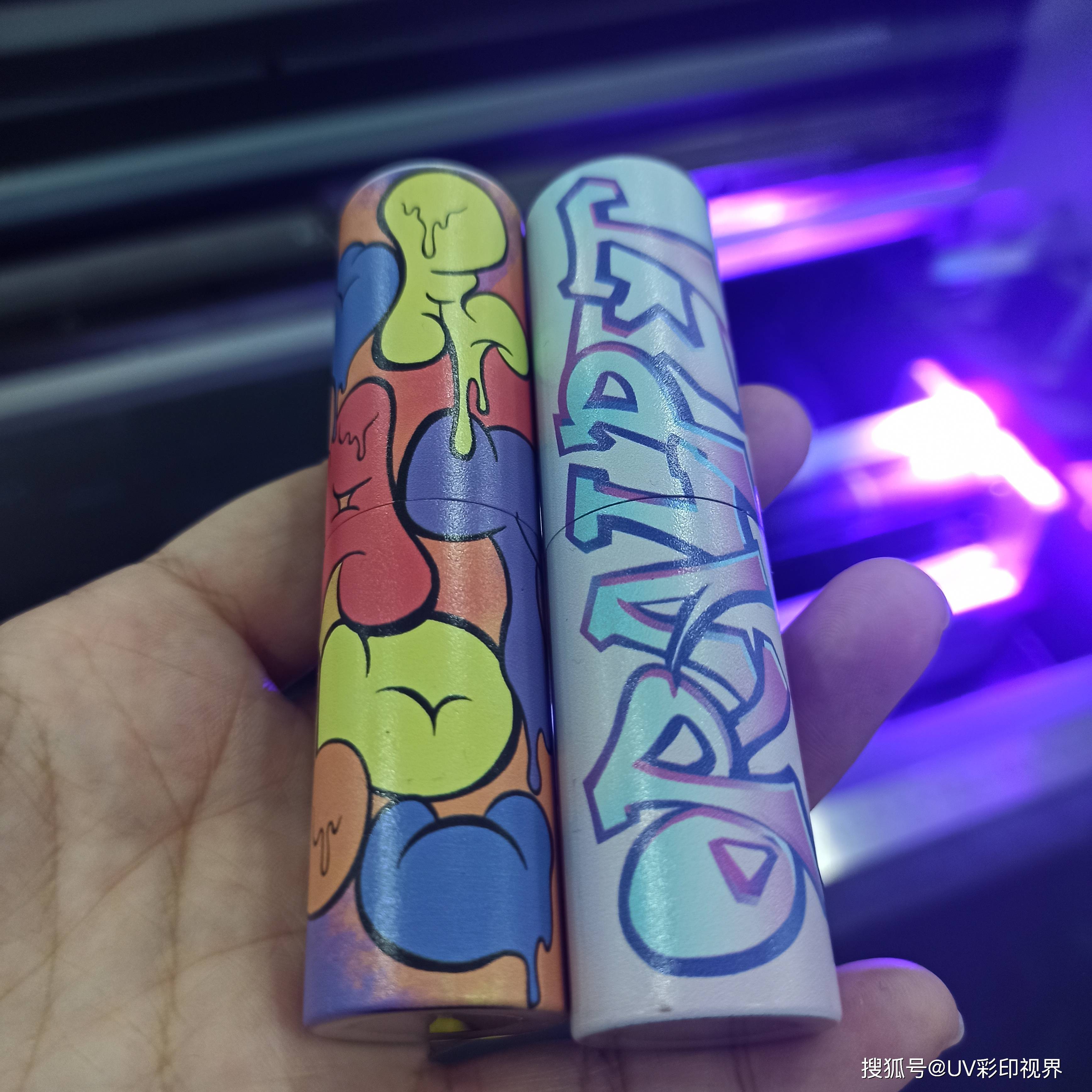 uv印刷在电子雾化器的应用 金属外壳包装 小型包装uv打印定制图案