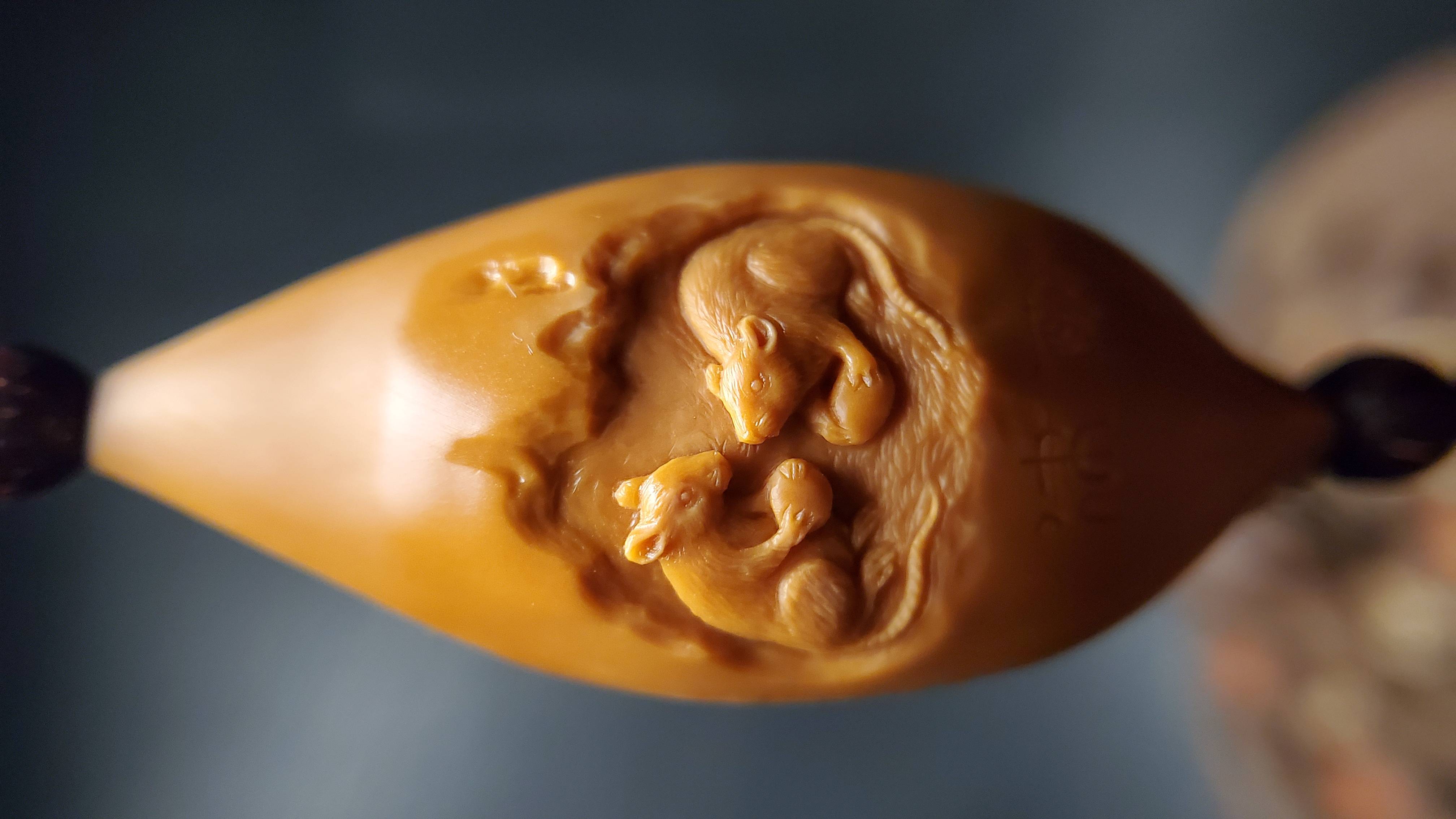 "光福核雕,非遗之美"——江苏省工艺美术大师周建明的核雕之美_苏州