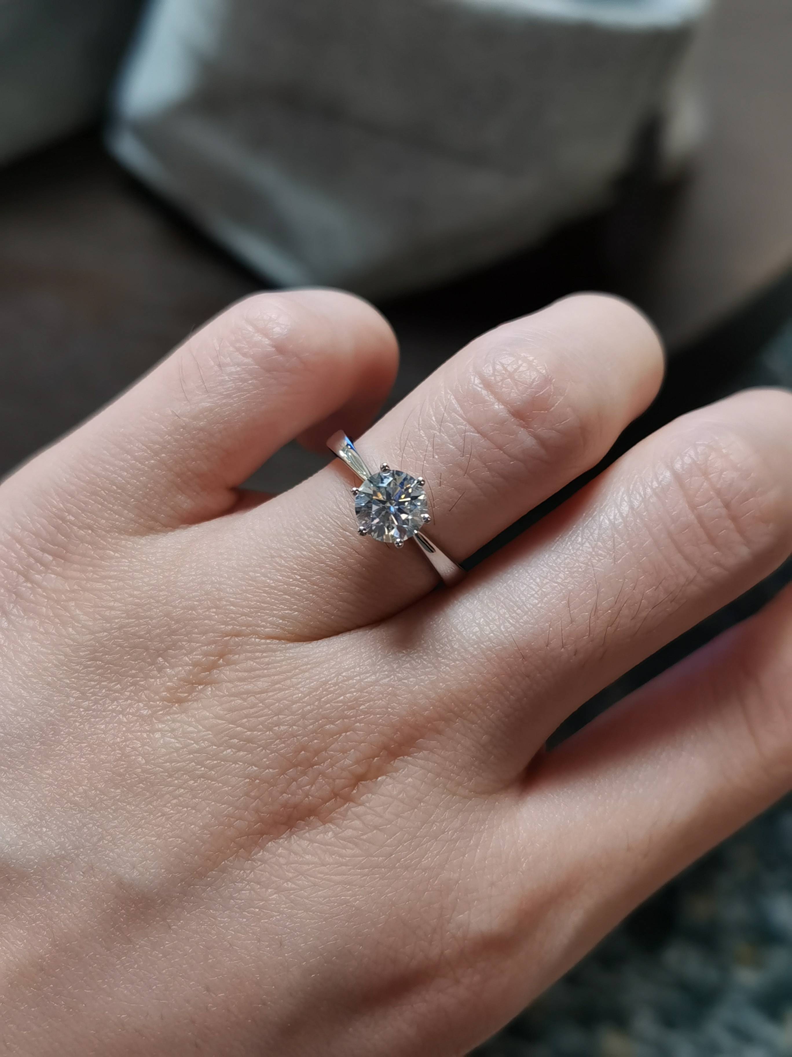 比利时魔星钻可以当作钻戒吗?_钻石_价格_莫桑