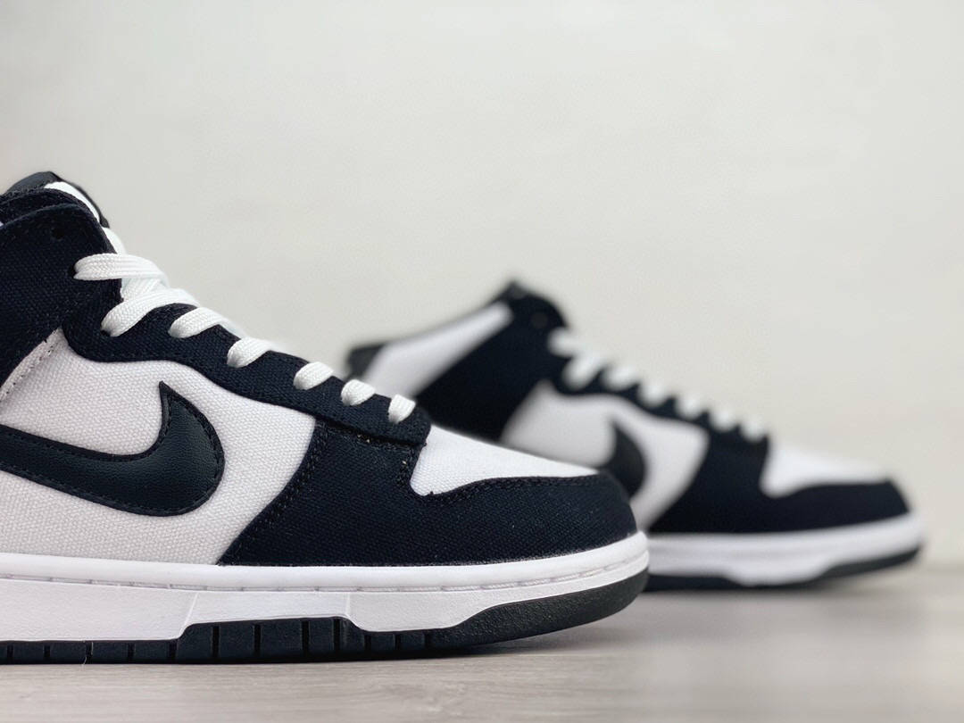 耐克nike sb dunk mid panda 黑白熊猫帆布高帮板鞋_面料_皮质_后跟