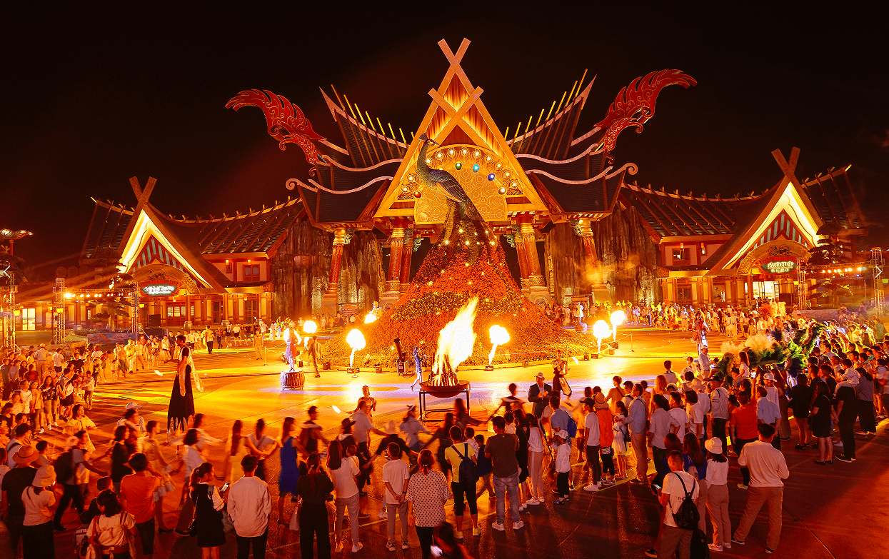 夜夜火把节!民族狂欢燃动盛夏!_七彩_古滇_欢乐世界