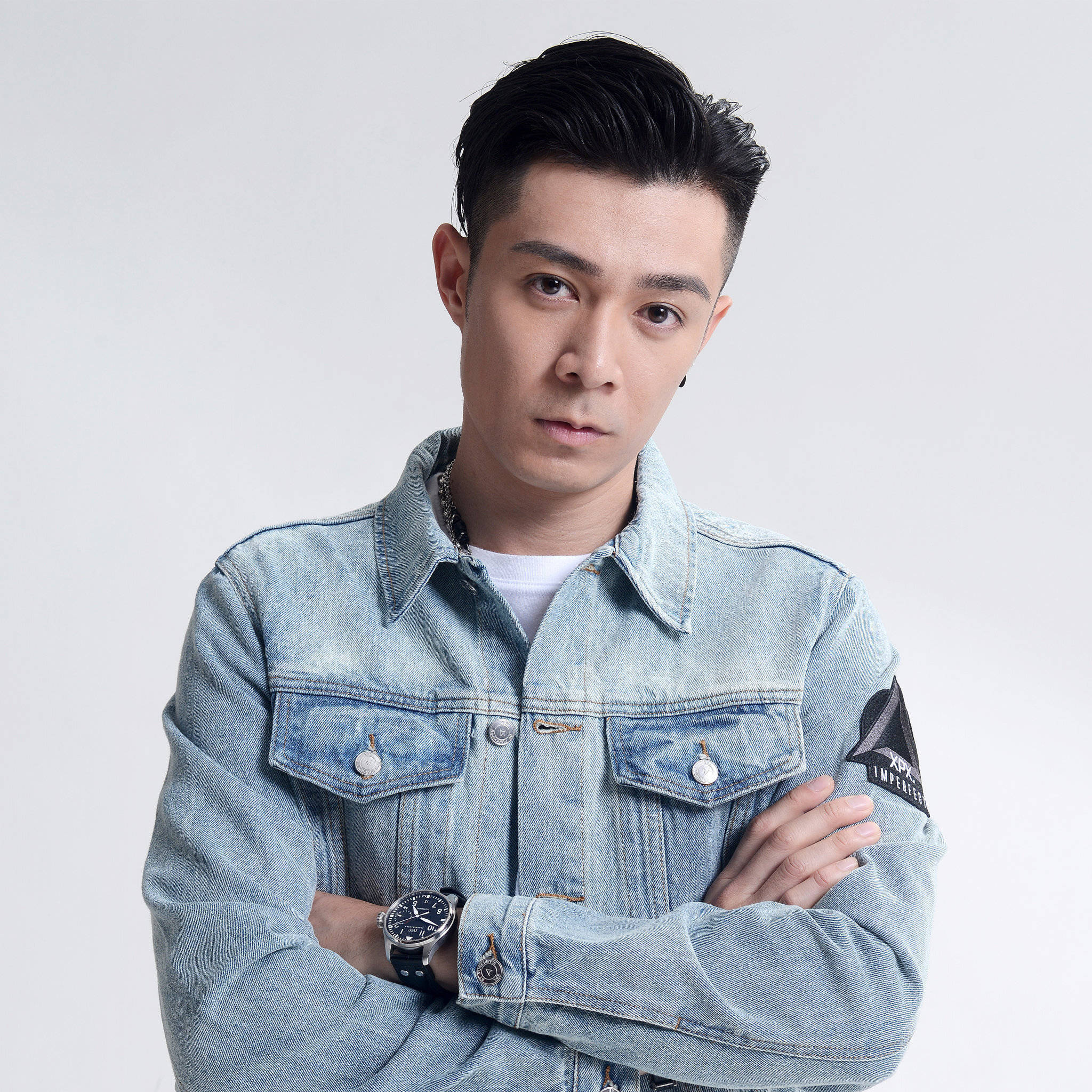 中国香港流行乐男歌手演员周柏豪经纪公司