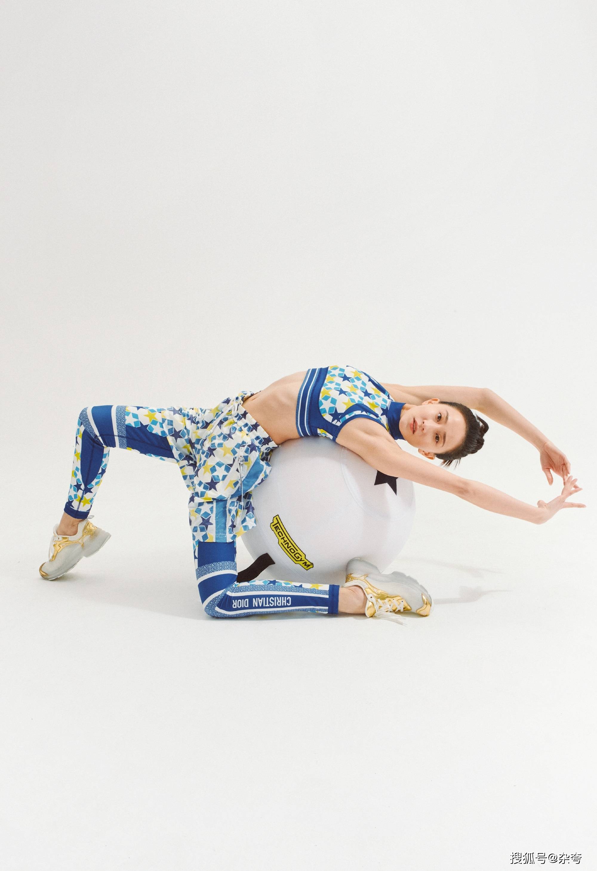 张豆豆惊艳写真