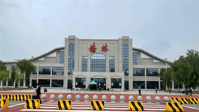 建的全国第1大编组站,5大铁路汇集,西安铁路局有多强_新丰镇_km_城市