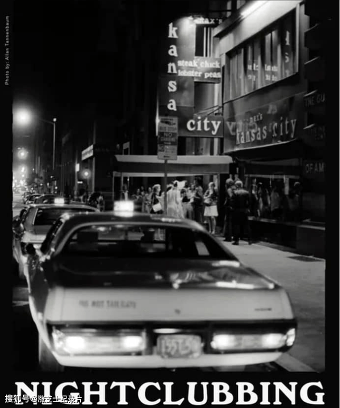 9849-西班牙纪录片《夜总会：纽约朋克摇滚的诞生 Nightclubbing: The Birth of Punk Rock in NYC 2022》英语中英双字 官方纯净版 1080P/MKV/4.21G 朋克摇滚