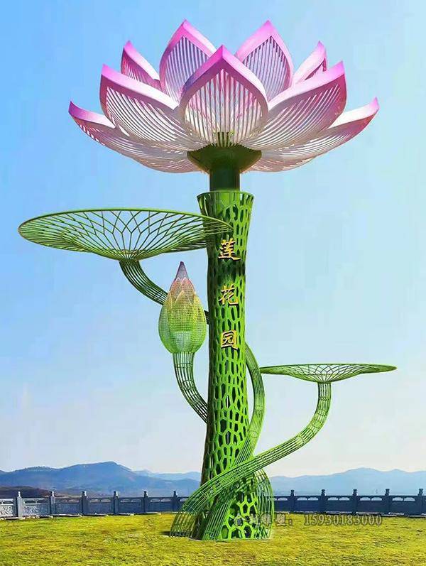 不锈钢花朵雕塑-代表着一种精神的追求,是艺术的丰盈绽放_设计_人们