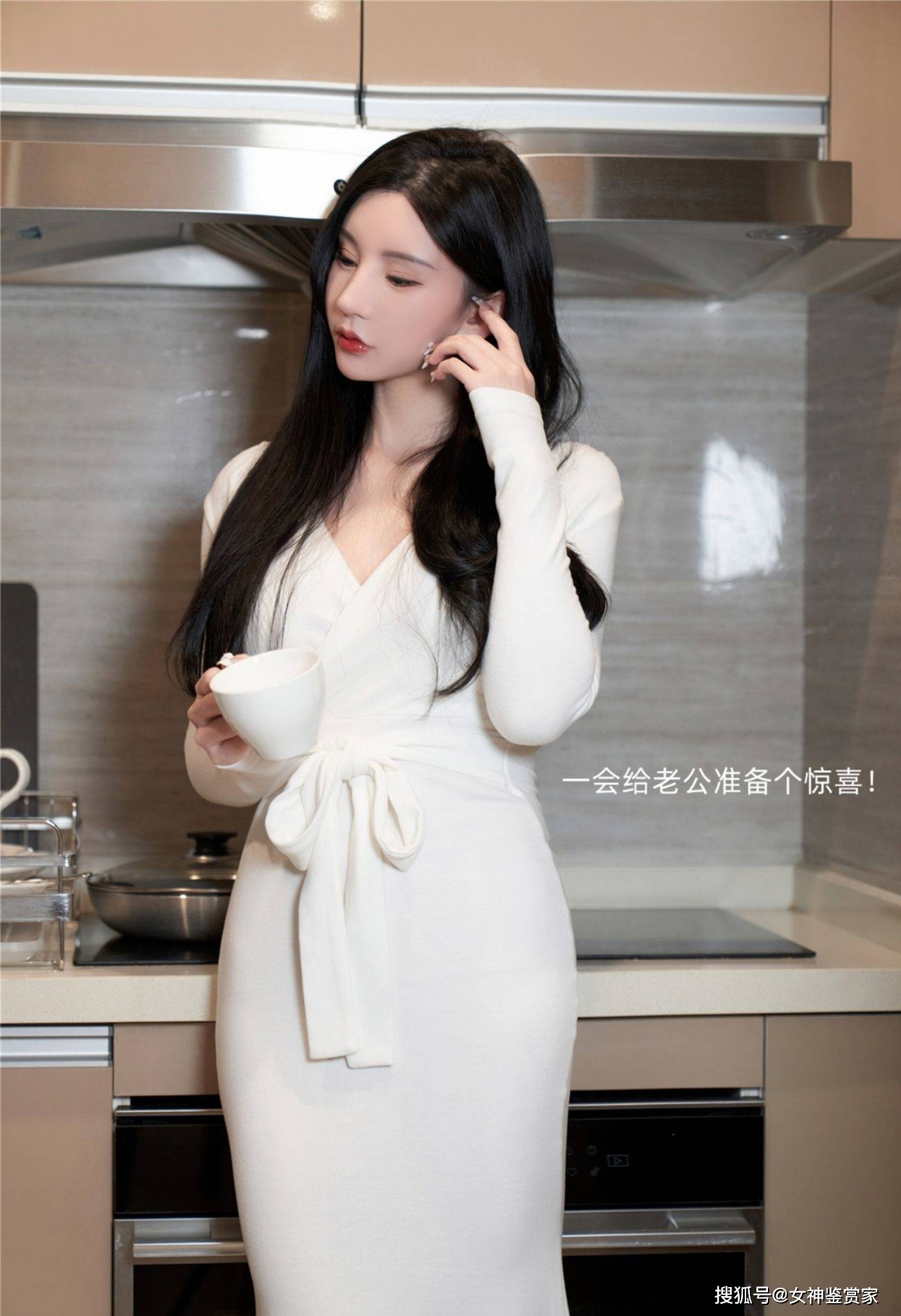 白皙肌肤吸睛又养眼——周于希sally_写真_女神_裙摆