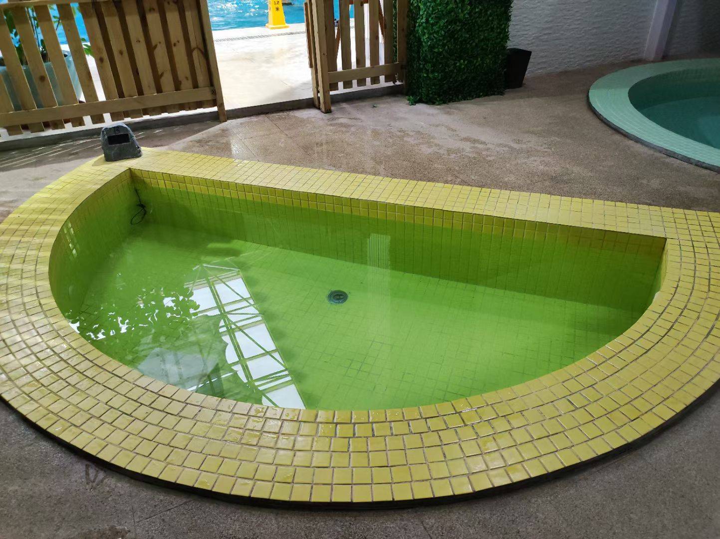 仙人谷温泉,泡得舒心,泡得暖心_岫岩_泳池