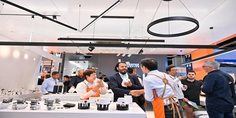 2023年香港秋季灯饰展览会现场_灯展_企业_展位