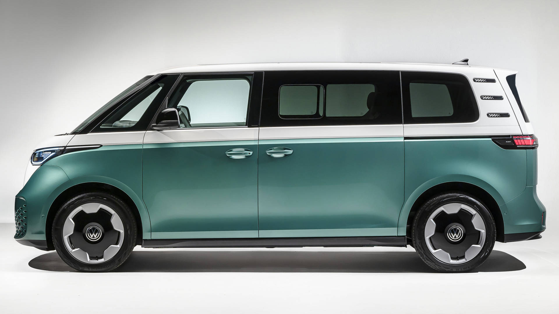 大众复古小巴id.buzz广州车展亮相并确定国产?