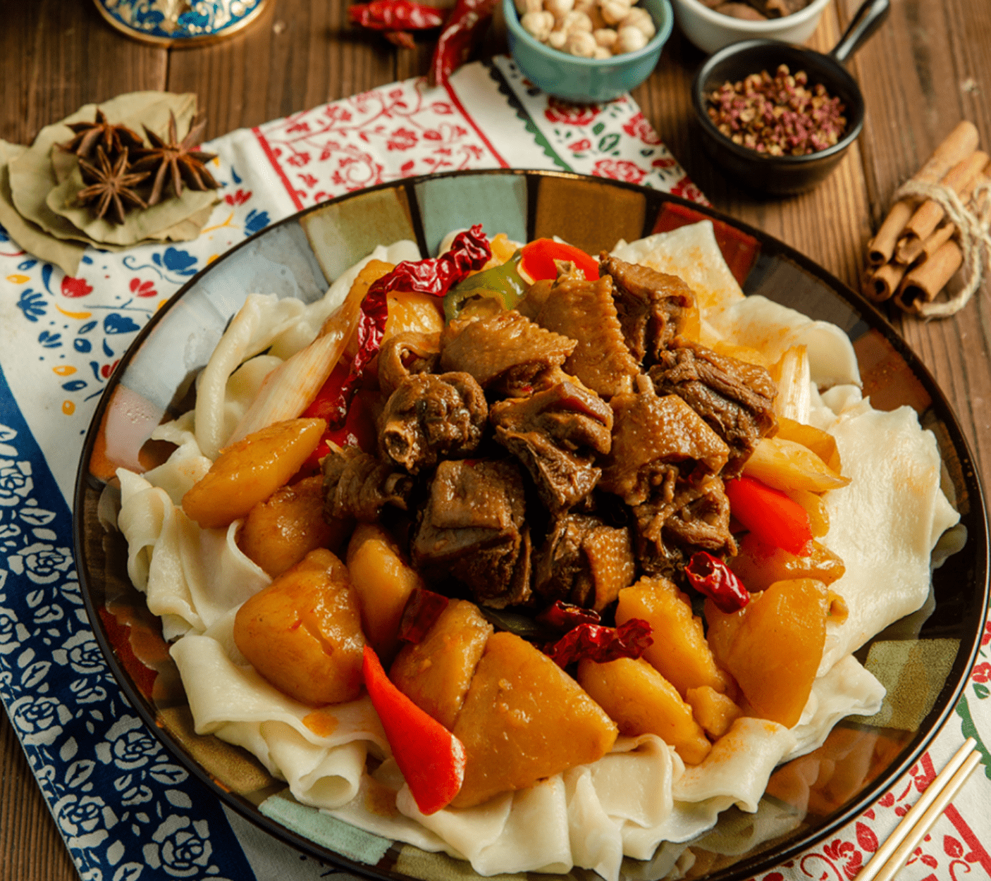 這個擁有頂級風光的地方,美食多到本地人都吃不完_新疆_烤肉_抓飯