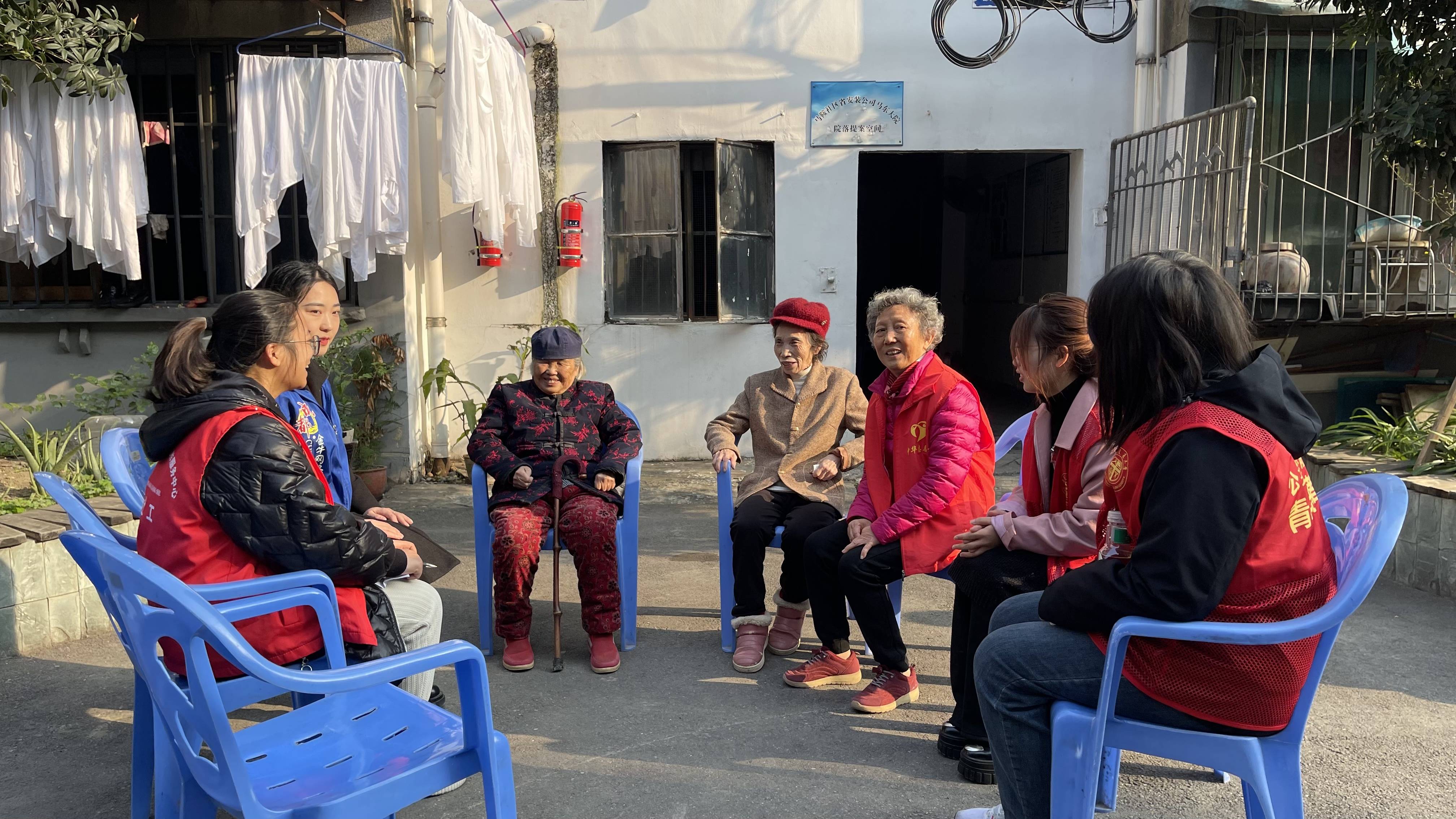 马鞍社区空巢独居老人巡访关爱活动