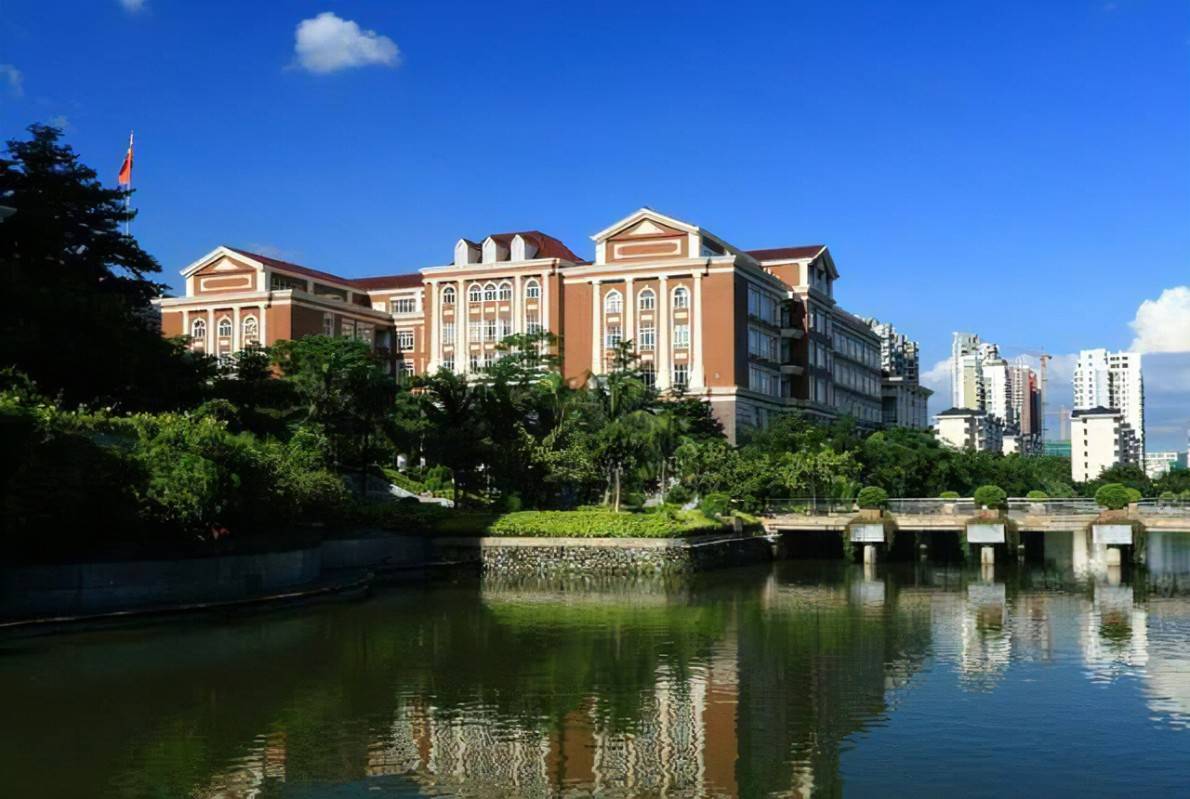 深圳职业技术大学2024年成人高考招生详细介绍_教育部_学历_全国