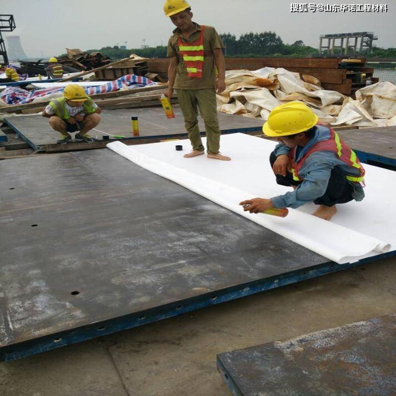 混凝土透水模板布是一种应用于建筑工程的新型建筑材料,它不仅能消除
