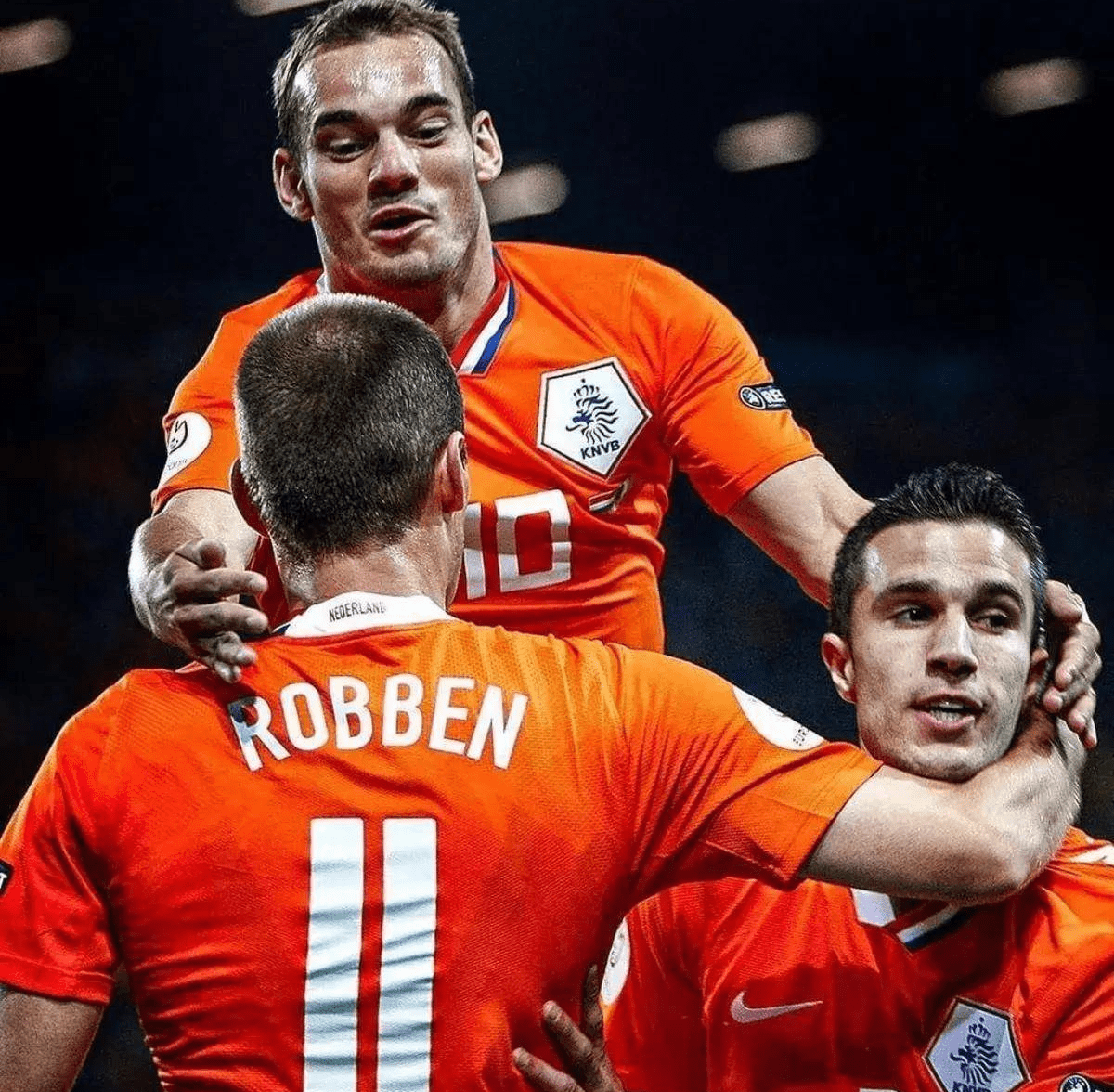 盘点荷兰国家队历史最佳阵容,克鲁伊夫和三剑客领衔众星_足球_球员