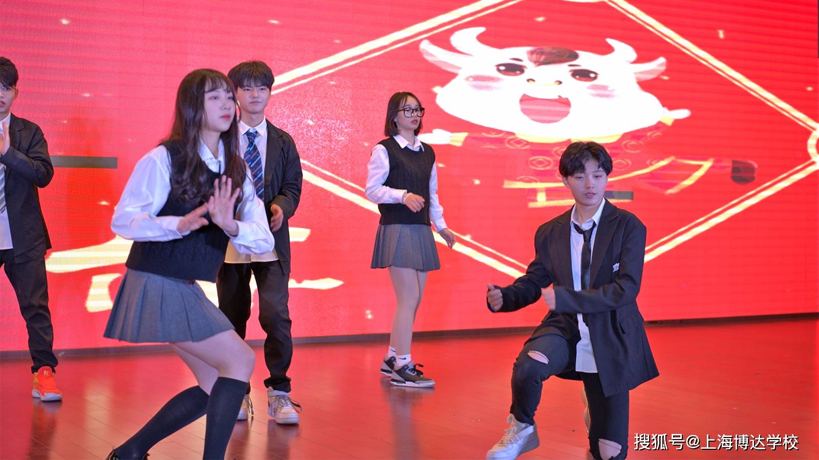 上海音乐,美术,舞蹈艺术特长生可以报考的高中有三所