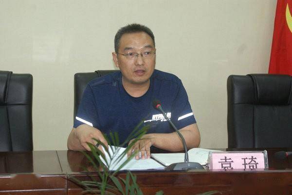 区人普办业务组组长刘立奇首先传达了渭南市普查会议和文件精神,他