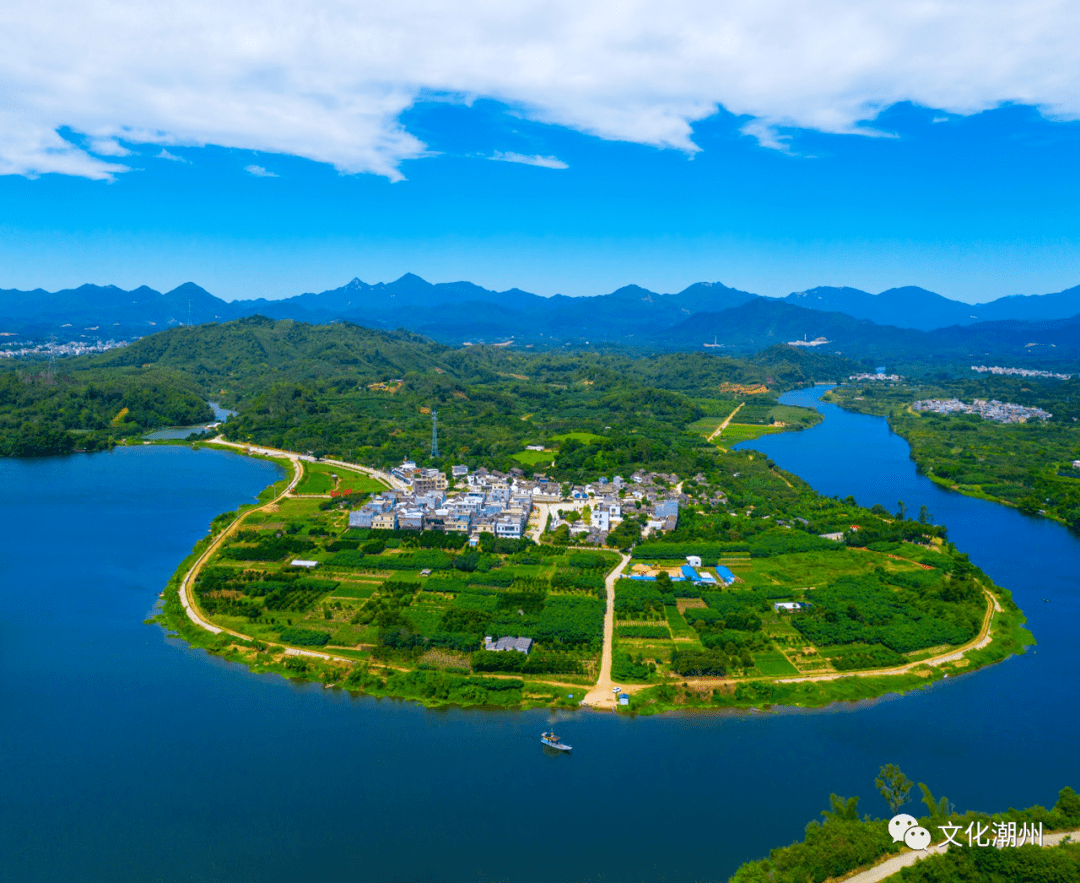 鎮英粉村8大門坑村所在地:潮州市饒平縣湯溪鎮大門坑村9大坑村所在地