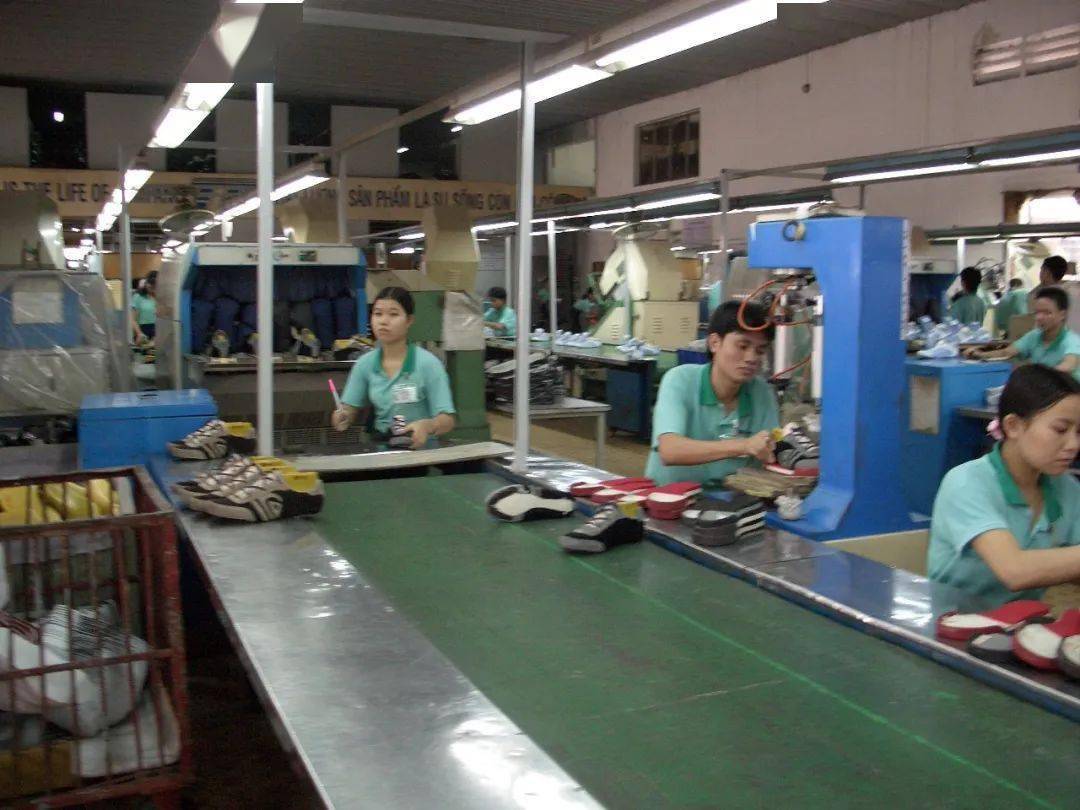 东莞大型鞋厂图片图片