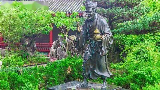 南宋高道张伯端在此开创道教南宗,被尊为"紫阳真人"