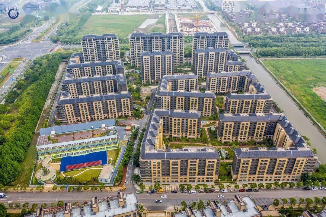 0213号地块馨悦名邸项目临港新片区限价商品住房馨雅铭苑a1户型两室