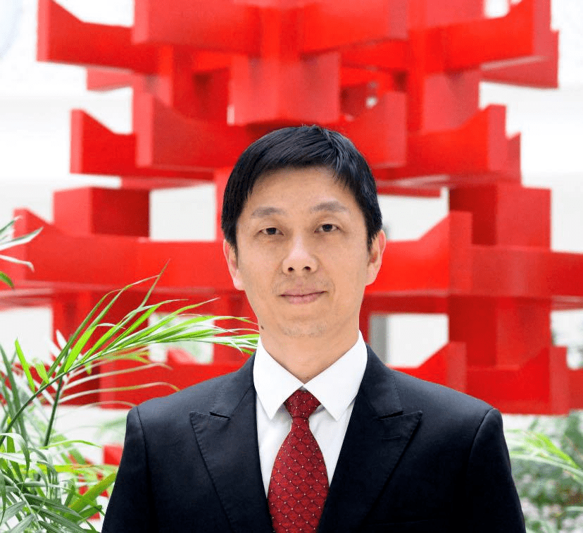 执行校长 周斌:中学化学高级教师,武昌区学科带头人.