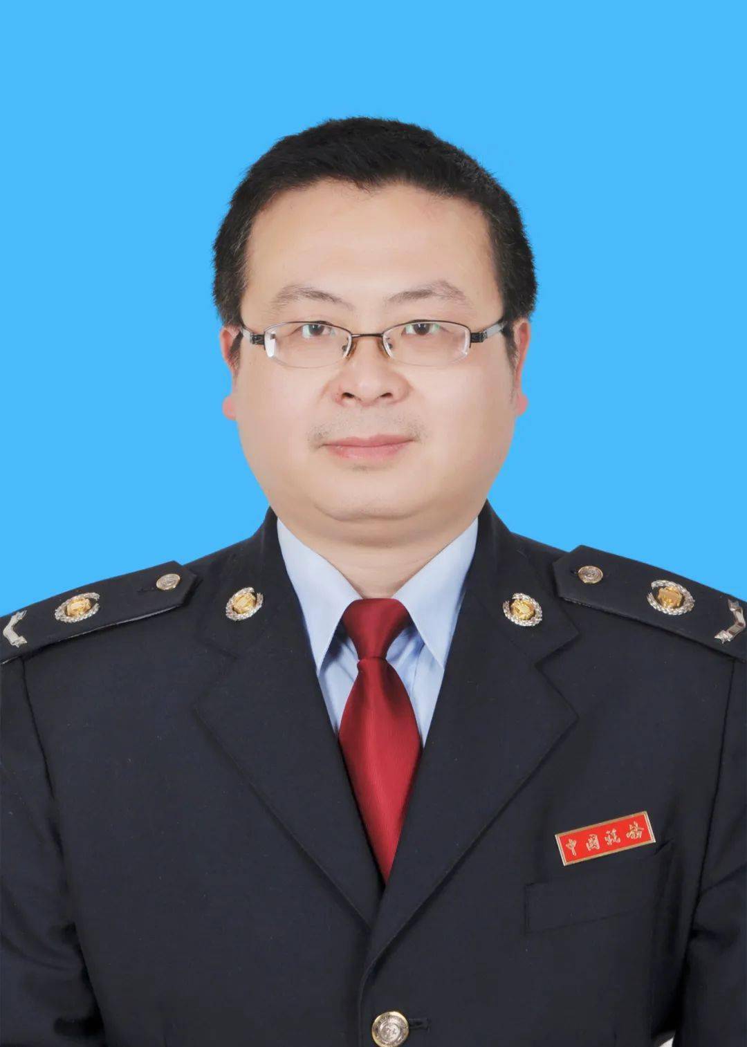 为本,推进教育创新,开创少先队工作新局面的东至县至德小学教师曹悦