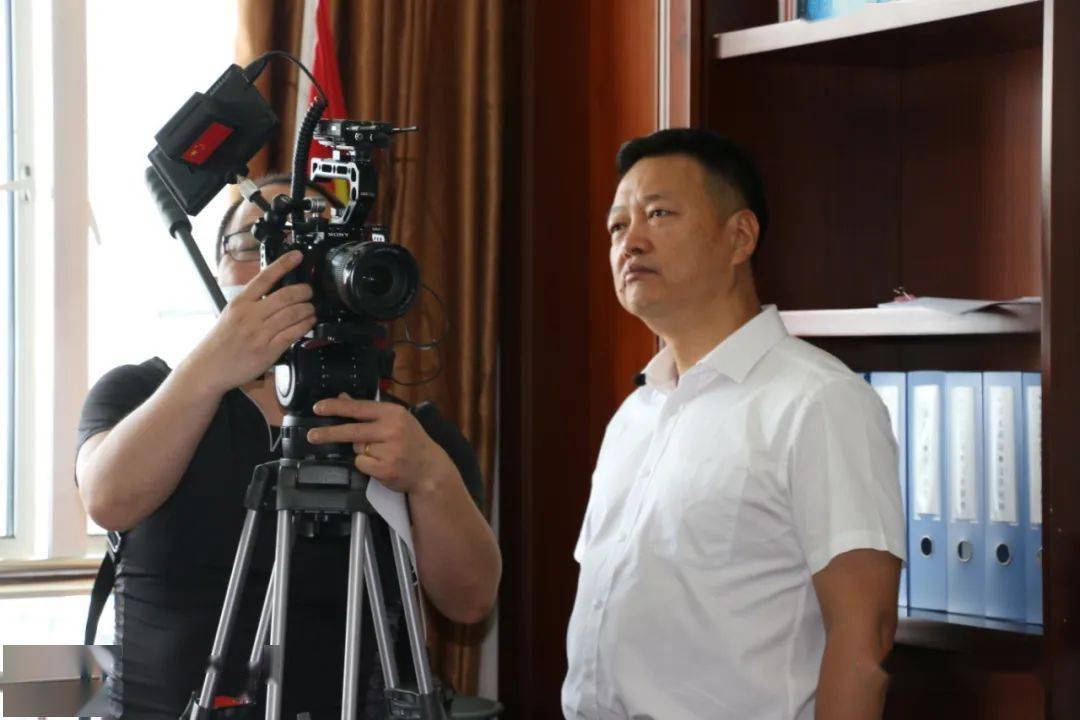 瑞丽市长当主播618直播间见