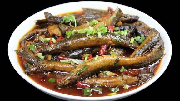 泥鳅鱼这样做汤汁都下饭做法简单大人小孩都爱吃